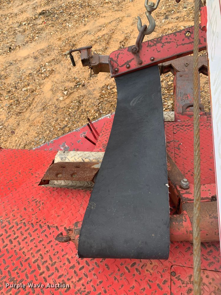 image for item LI9164 2001 Ford F450 Super Duty  tow truck