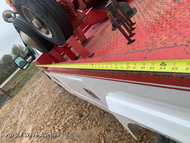 image for item LI9164 2001 Ford F450 Super Duty  tow truck