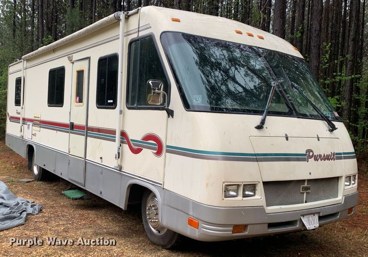 image for item LI9246 1994 Chevrolet Pursuit  RV