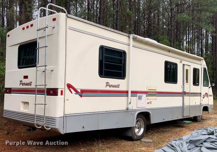 image for item LI9246 1994 Chevrolet Pursuit  RV