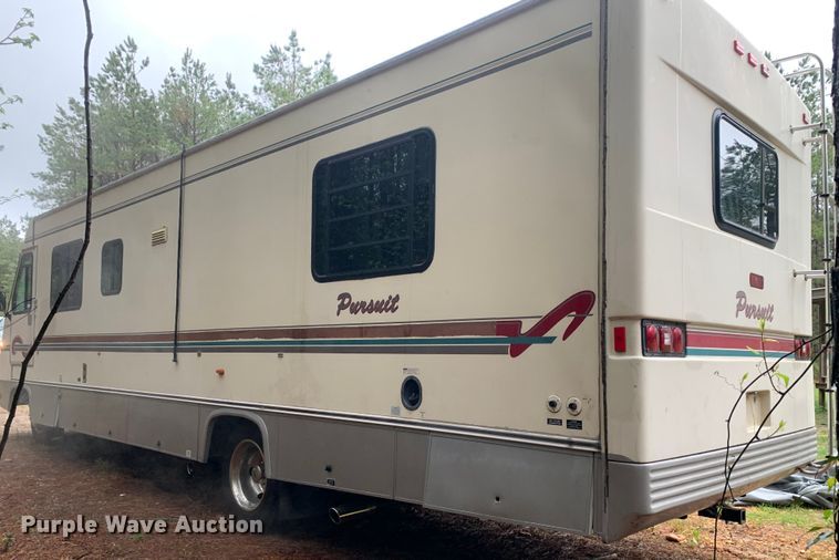 image for item LI9246 1994 Chevrolet Pursuit  RV