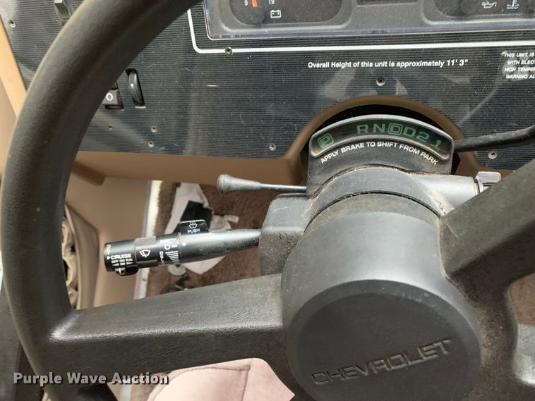 image for item LI9246 1994 Chevrolet Pursuit  RV