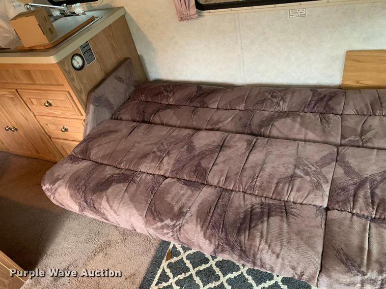 image for item LI9246 1994 Chevrolet Pursuit  RV