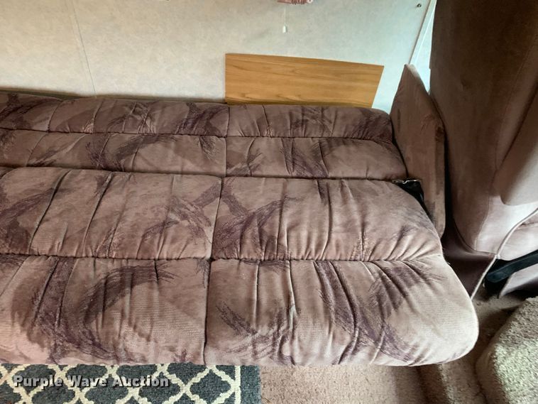 image for item LI9246 1994 Chevrolet Pursuit  RV