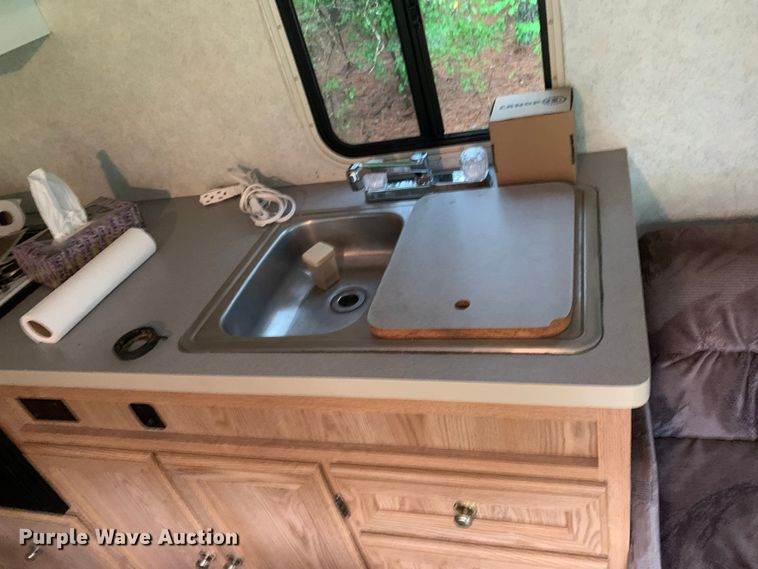 image for item LI9246 1994 Chevrolet Pursuit  RV