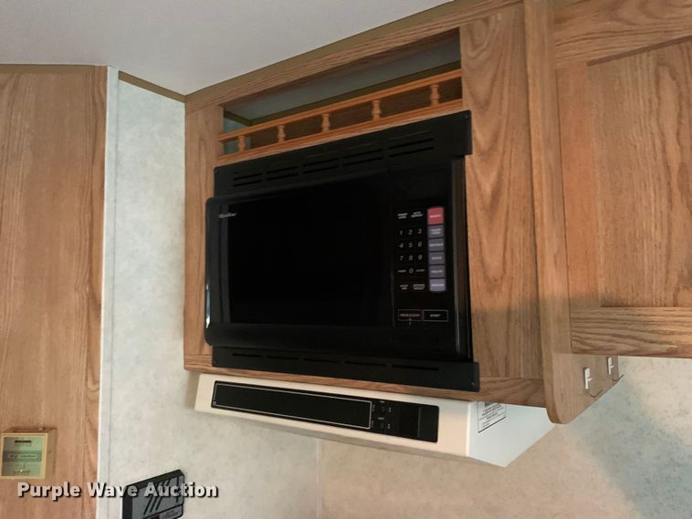 image for item LI9246 1994 Chevrolet Pursuit  RV