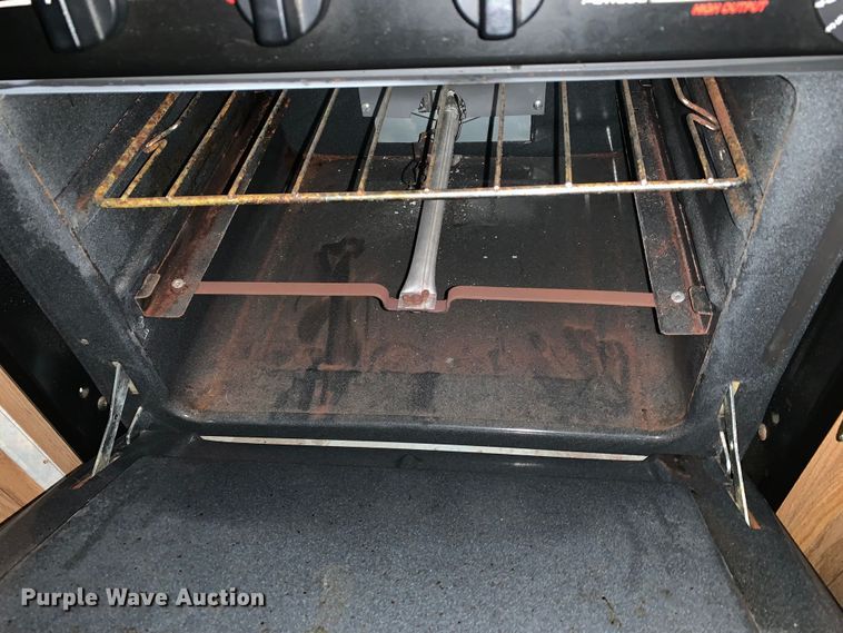 image for item LI9246 1994 Chevrolet Pursuit  RV