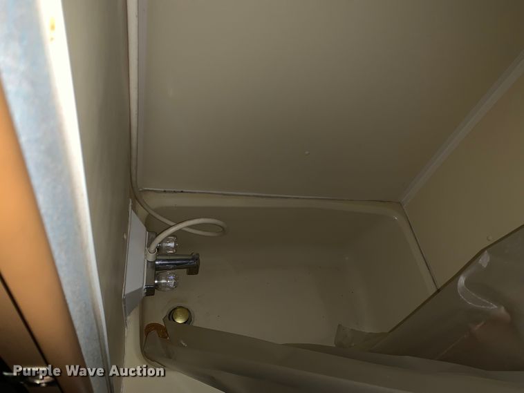 image for item LI9246 1994 Chevrolet Pursuit  RV