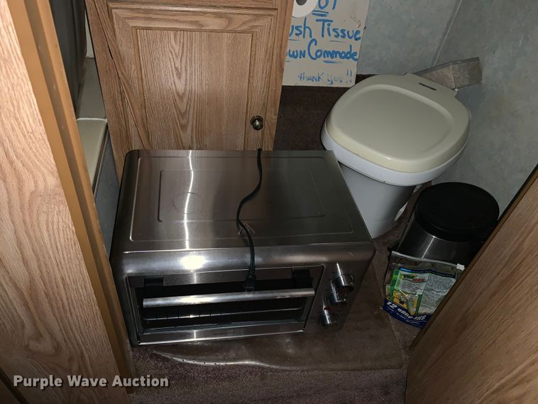 image for item LI9246 1994 Chevrolet Pursuit  RV