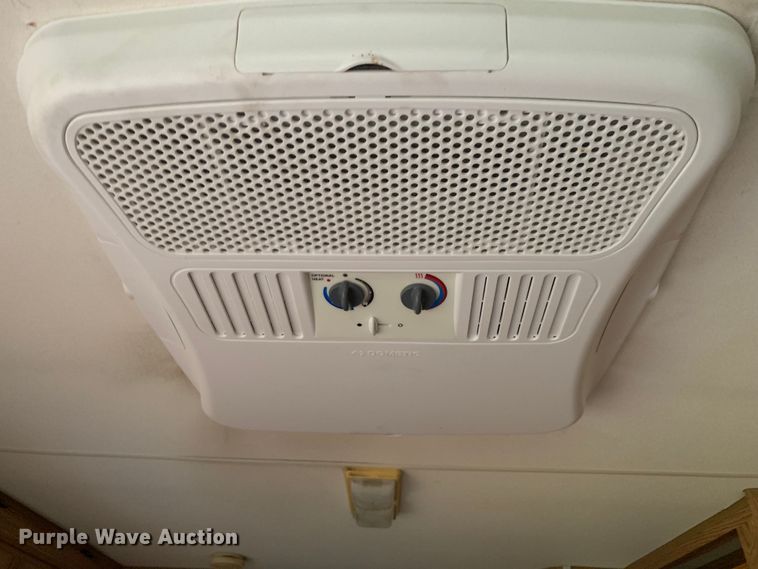 image for item LI9246 1994 Chevrolet Pursuit  RV