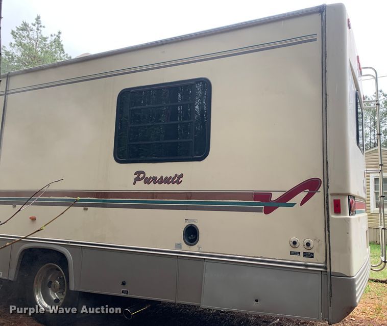 image for item LI9246 1994 Chevrolet Pursuit  RV