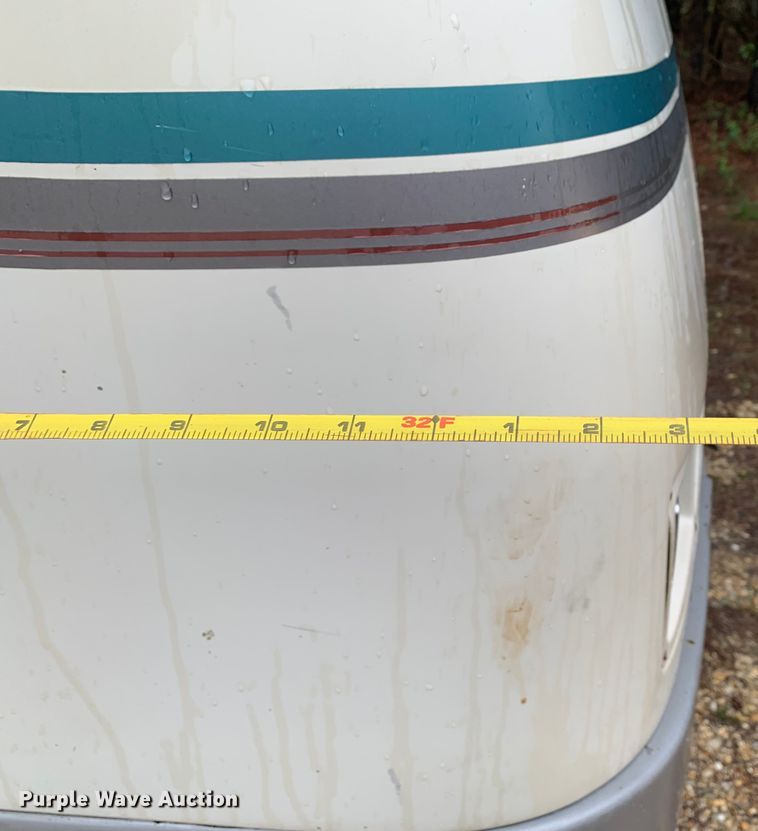 image for item LI9246 1994 Chevrolet Pursuit  RV