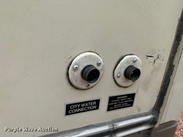 image for item LI9246 1994 Chevrolet Pursuit  RV