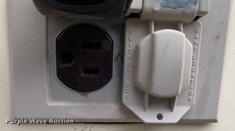 image for item LI9246 1994 Chevrolet Pursuit  RV