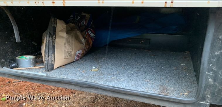 image for item LI9246 1994 Chevrolet Pursuit  RV