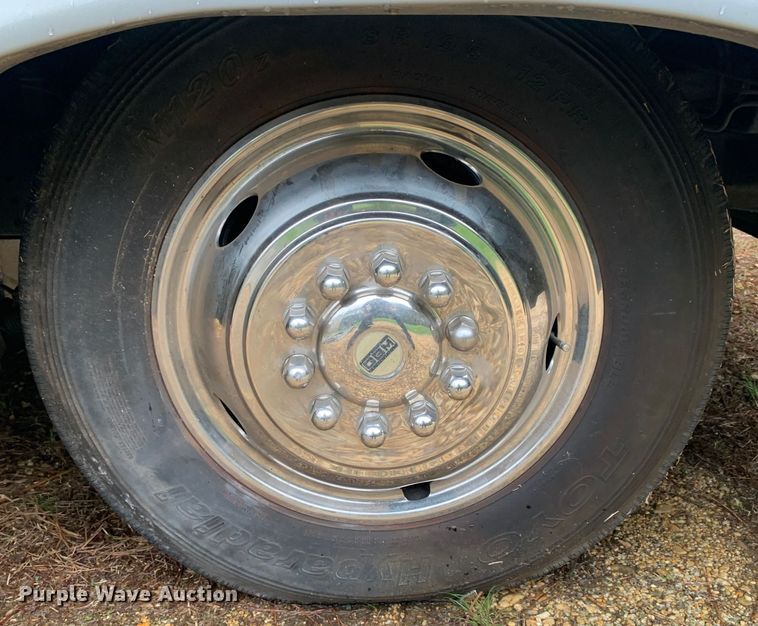 image for item LI9246 1994 Chevrolet Pursuit  RV