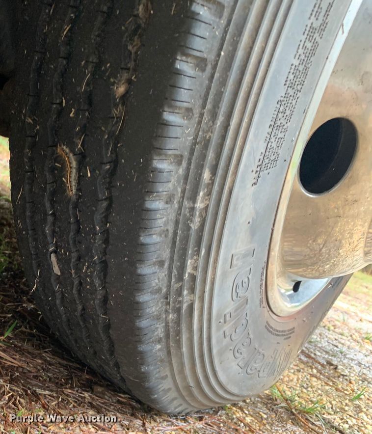 image for item LI9246 1994 Chevrolet Pursuit  RV