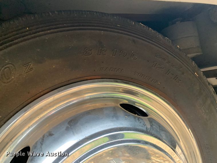 image for item LI9246 1994 Chevrolet Pursuit  RV