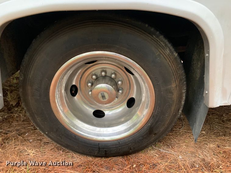 image for item LI9246 1994 Chevrolet Pursuit  RV