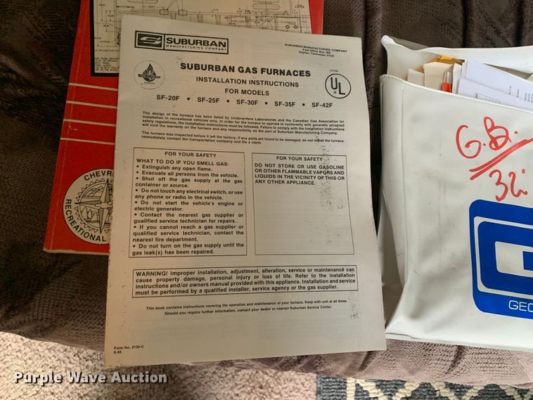 image for item LI9246 1994 Chevrolet Pursuit  RV