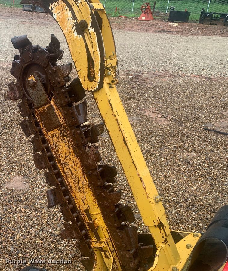 image for item LI9247 2010 Vermeer RTX100  trencher