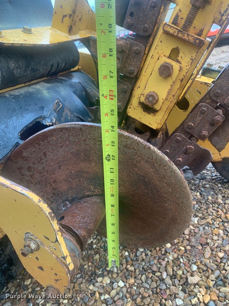 image for item LI9247 2010 Vermeer RTX100  trencher