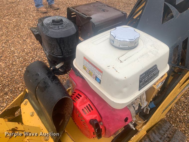 image for item LI9247 2010 Vermeer RTX100  trencher