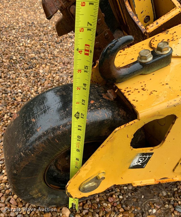 image for item LI9247 2010 Vermeer RTX100  trencher