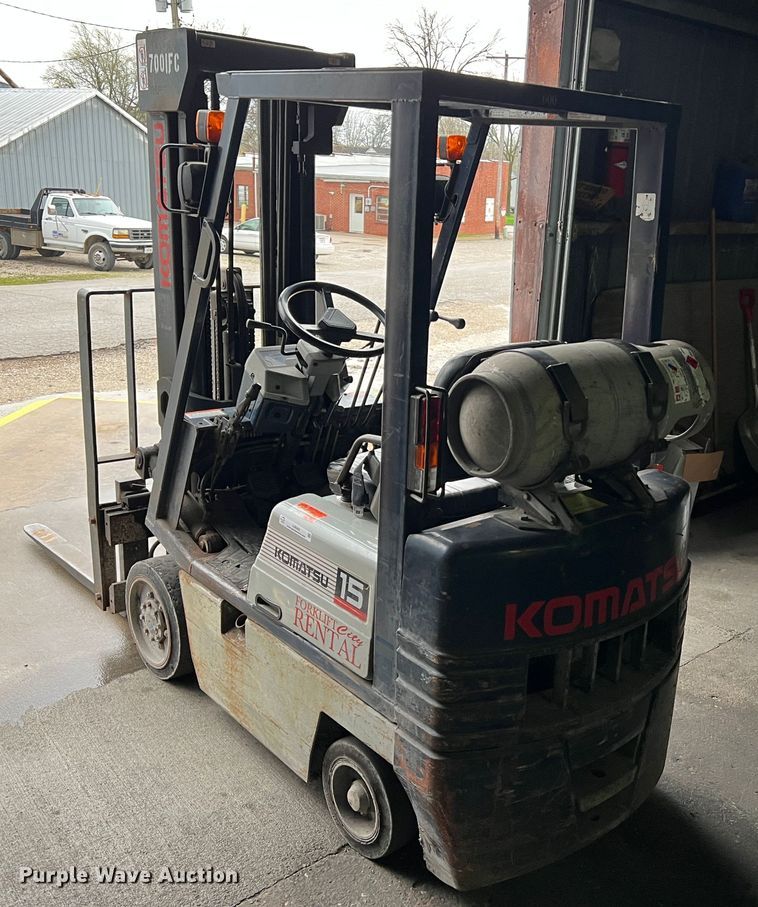 image for item LI9569 Komatsu FG15ST-15  forklift