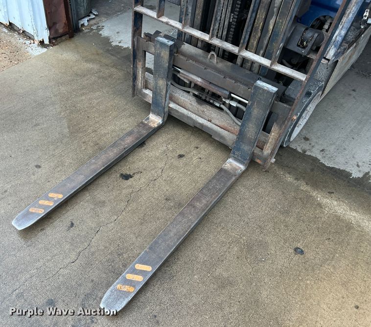 image for item LI9569 Komatsu FG15ST-15  forklift