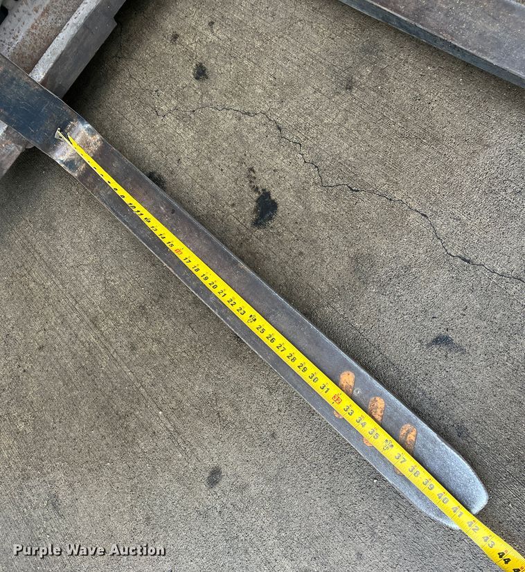 image for item LI9569 Komatsu FG15ST-15  forklift