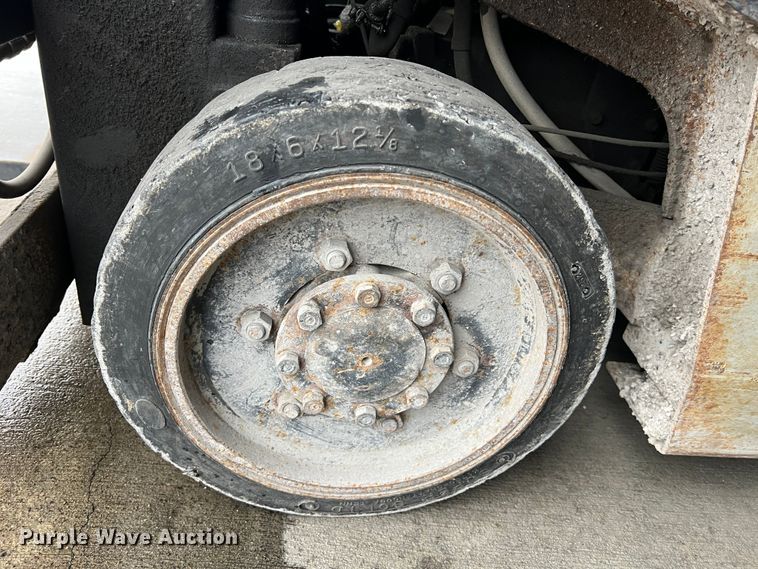 image for item LI9569 Komatsu FG15ST-15  forklift