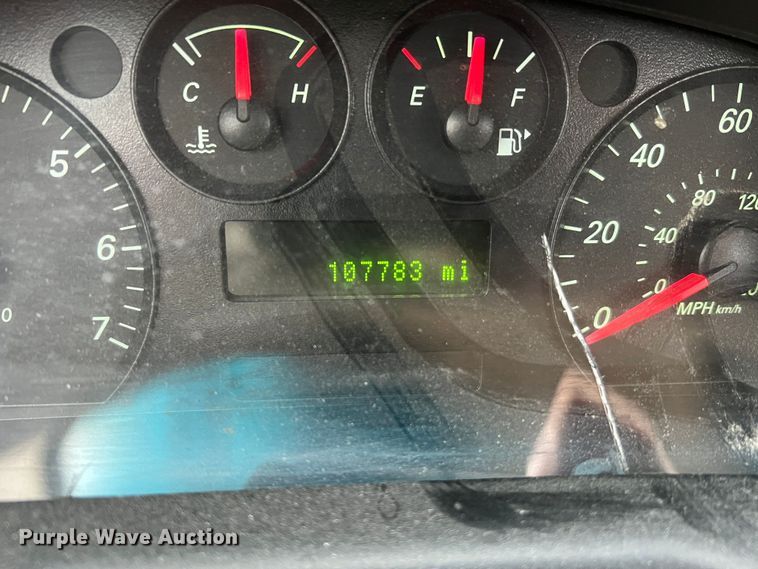 image for item LI9570 2005 Ford Taurus SE