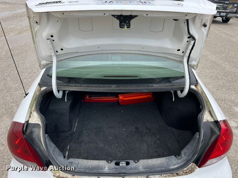 image for item LI9570 2005 Ford Taurus SE