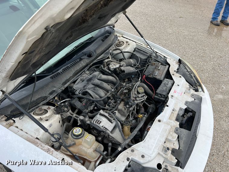 image for item LI9570 2005 Ford Taurus SE