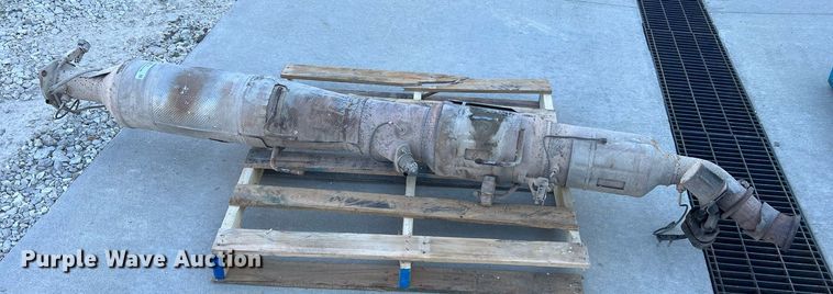 image for item LI9602 Catalytic converter