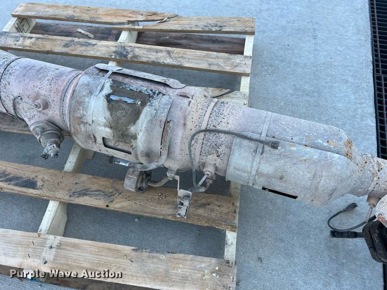 image for item LI9602 Catalytic converter