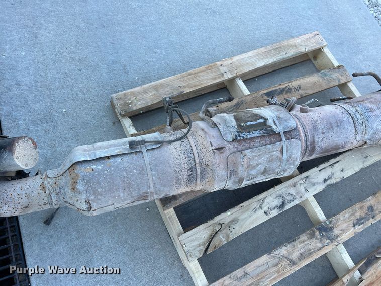 image for item LI9602 Catalytic converter