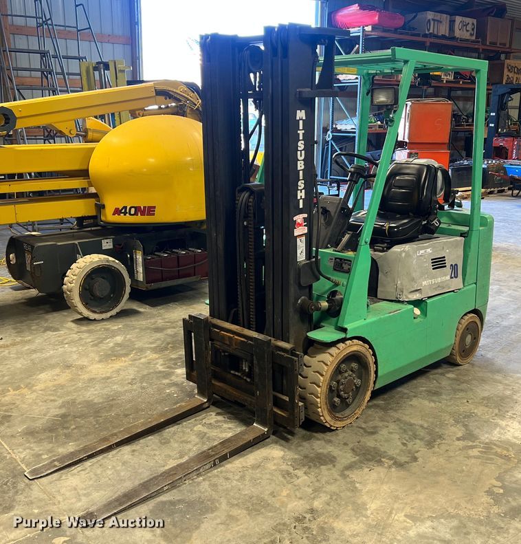 image for item LI9604 Mitsubishi FGC20  forklift