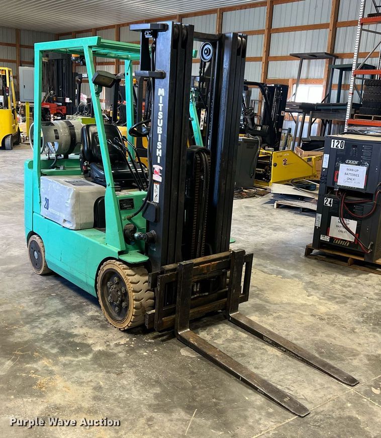 image for item LI9604 Mitsubishi FGC20  forklift