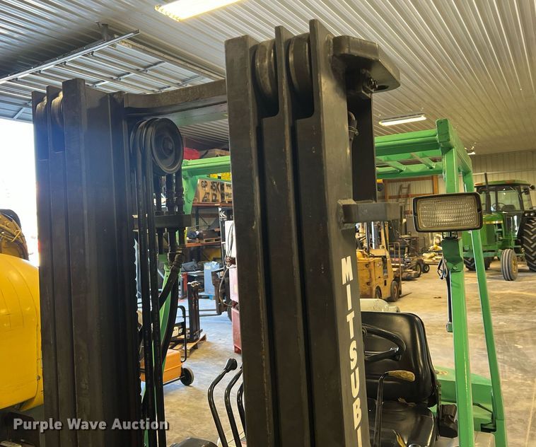 image for item LI9604 Mitsubishi FGC20  forklift