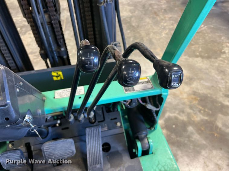 image for item LI9604 Mitsubishi FGC20  forklift