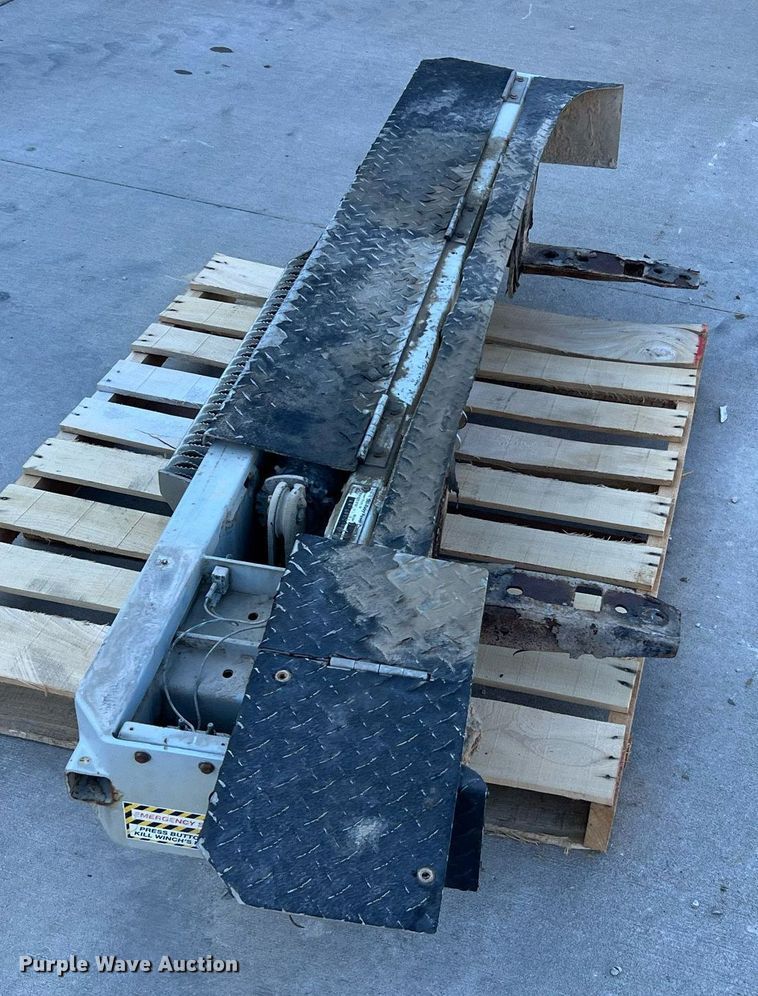 image for item LI9605 Sto-Away Power Cranes Inc. SR2C1  crane