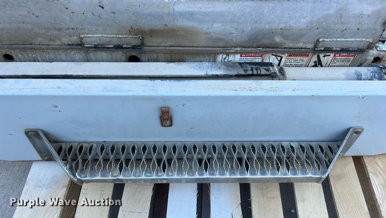 image for item LI9605 Sto-Away Power Cranes Inc. SR2C1  crane