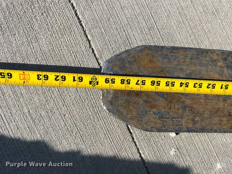 image for item LI9606 Caterpillar T125D  forklift