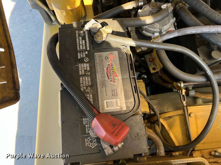 image for item LI9606 Caterpillar T125D  forklift