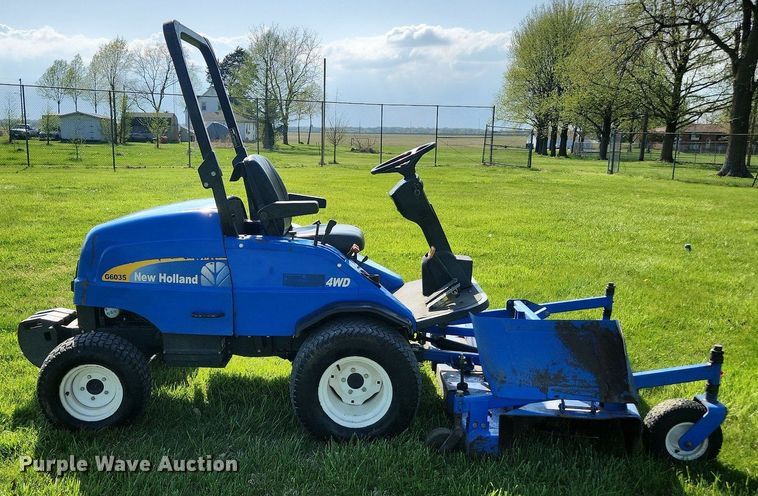 image for item LJ9042 New Holland G6035  lawn mower