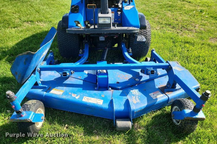 image for item LJ9042 New Holland G6035  lawn mower