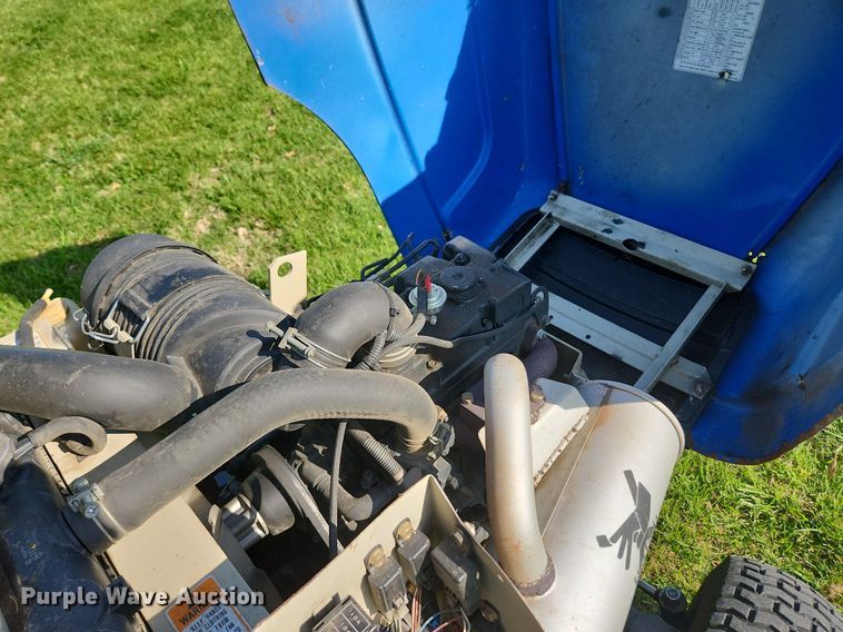 image for item LJ9042 New Holland G6035  lawn mower