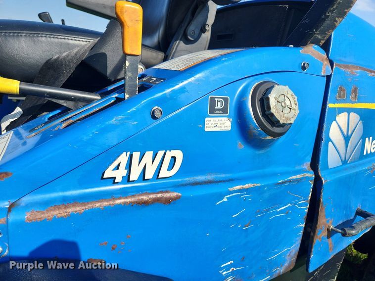 image for item LJ9042 New Holland G6035  lawn mower